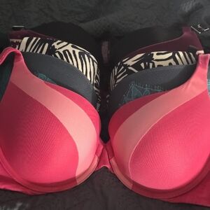 6 Victoria Secret Bras 36c